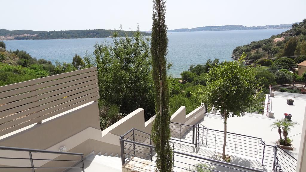 Melina Apartments Pool View 阿尔戈斯托利翁 外观 照片