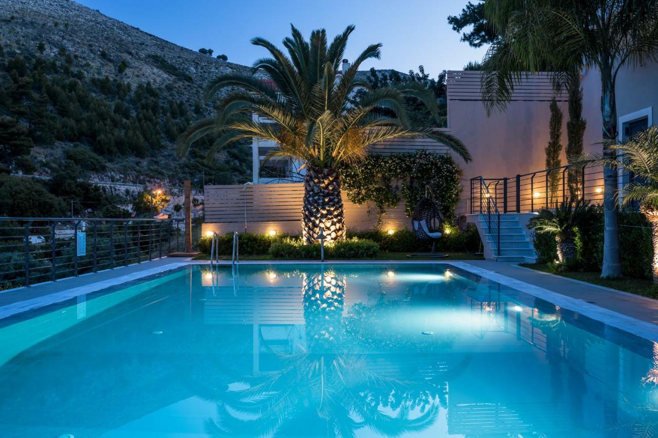 Melina Apartments Pool View 阿尔戈斯托利翁 外观 照片